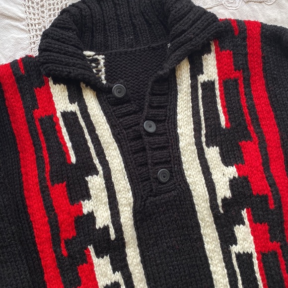 South American hand knit sweater - Picture 2 of 4